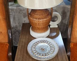 TABLE / LAMP / ETC