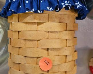 LONGABERGER BASKET