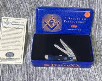 Case pocket knife in tin masonry