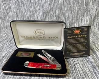 case pocket knife in tin