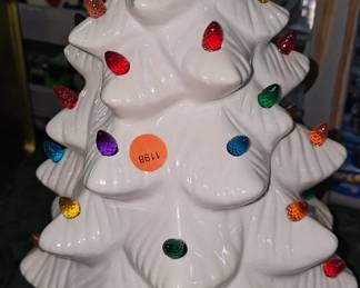 CERAMIC CHRISTMAS TREE