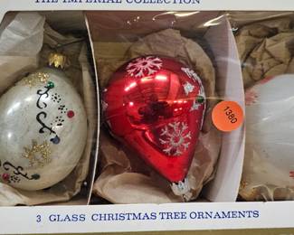 VINTAGE CHRISTMAS ORNAMENTS
