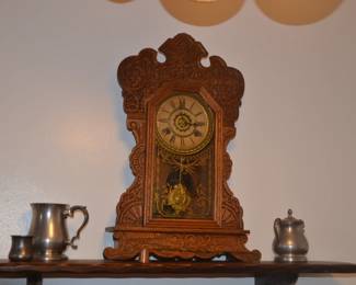antique mantel clock --- works.