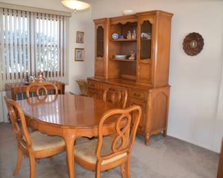 French Provincial Dining Room Table and Chairs China Cabinet Breakfron