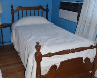 Twin bed