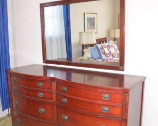 Mahogany Dresser Deep Draw Space, Mahogany Mirror