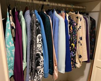 Ladies’ clothing, small sizes