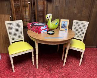 Reeded table and chairs 