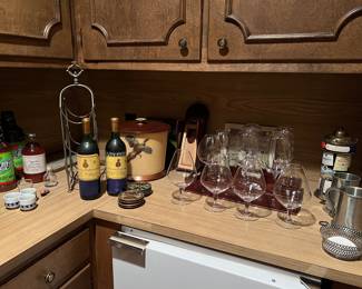 Barware, Peugeot Les impitoyables glasses, 2 bottles of wine bought from the Hemingway estate in Key West (not authenticated)