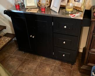 Kitchen island rolling cart