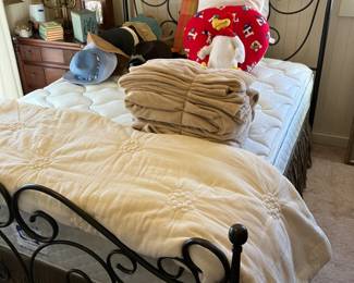 Queen Bed