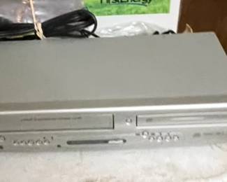vcr dvd combo