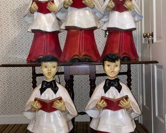 SUPER RARE 5 Piece Caroler Set By The Artistic Latex Form Company (ALFCO) From New Rochelle, NY. Early 1950s In Remarkable Condition For Their Age With Removeable Heads (Mold Stamps On The Back Neck) & Light Up Song Books).