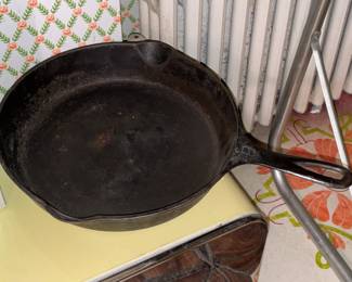 Antique Griswold Cast Iron Pan
