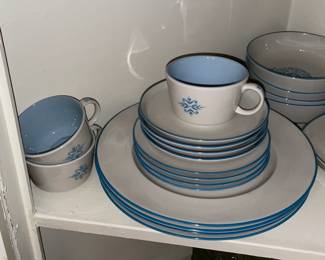 "Discovery By Franciscan" China Set
