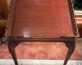 Wooden Accent Table W/ Carved Legs & Trim