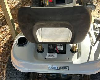 Craftsman Riding Mower T1100 It is running