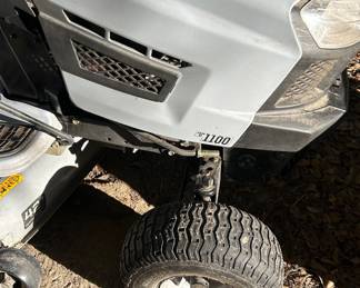 Craftsman Riding Mower T1100 It is running