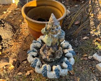 Bird baths, gnomes
