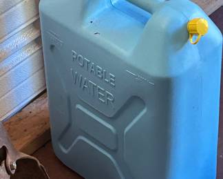 Potable water container