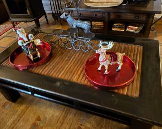 Coffee Table Living Room/ Christmas Ornaments