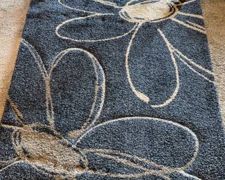 Royal Hali Turkish Made Rug With Bench