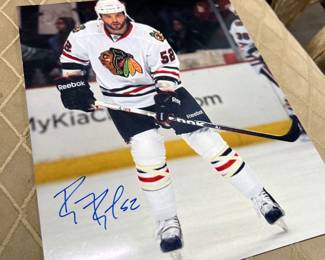 Autographed Chicago Blackhawks