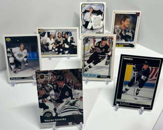 Collection of Wayne Gretzky Hockey Cards