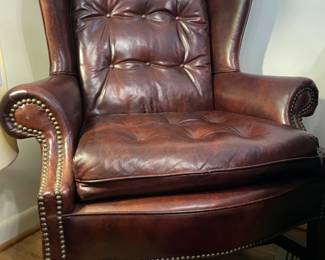 	#50	Leather Club Chair w/nailhead trim. Burgundy/Maroon Color	 $ 125.00 																											