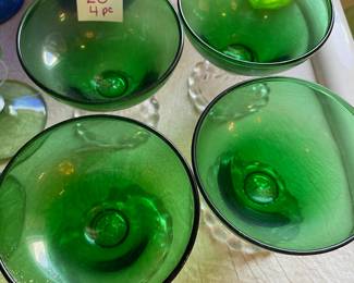 	#71	Vintage set of 4 - Anchor Hocking Emerald Green Sherbert Glasses	$20.00																											