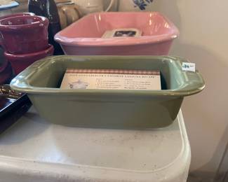 	#96	Longaberger Pottery Woven Traditions - Small Green Loaf Pan	$20.00																											