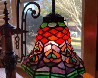 	#49	Tiffany Style - Double Shade Tulip Lamp - 24x24	 $ 150.00 																											