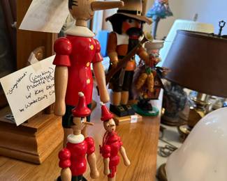 	#137	3 pc set - Mastro Geppetto Wooden Articulated pinocchio dolls - hand painted	$30.00																											