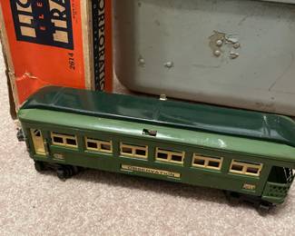 	#149	Vintage/antique lionel Preware 1940 Train Set - Black Electric w/original Manual 	$300.00																											