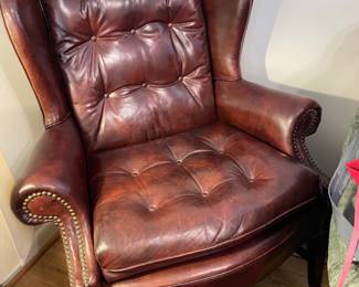 	#50	Leather Club Chair w/nailhead trim. Burgundy/Maroon Color	 $ 125.00 																											