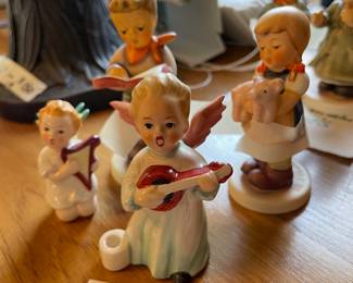 	#111	Set of 4 Miniature Hummels #1	$20.00																											