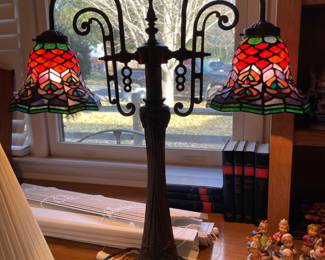 	#49	Tiffany Style - Double Shade Tulip Lamp - 24x24	 $ 150.00 																											