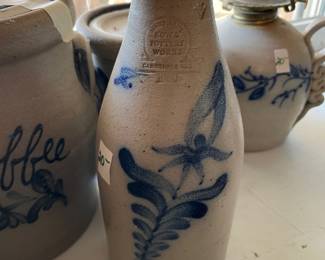 	#87	Rowe Pottery - 1980 Bottle 	$20.00																											