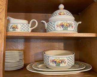 	#74	Villeroy + Boch "Basket" Pattern - Set of 8 W/serving ware	$400.00																											