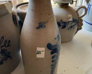 	#87	Rowe Pottery - 1980 Bottle 	$20.00																											