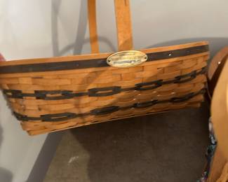	#135	Longaberger Large Gathering Basket 1998	$25.00																											