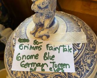 	#114	Grimms - Fairytale Gnome Blue German Tureen w/6 cups	$50.00																											