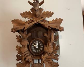 	#102	Medium German Black Forest Cuckoo Clock/weights (untested)	$100.00																											
