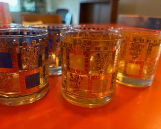 Mid Century West Virginia Glass Co. Henry VIII Cocktail Pitcher with 6 Low Ball Glasses