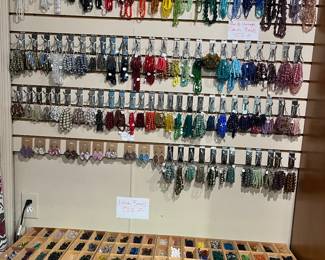Store: New and Vintage Czech Glass Beads