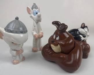 WARNER BROTHERS SALT AND PEPPER SHAKERS