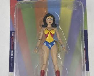WONDER WOMAN ACTION FIGURE