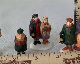 Dept 56 Carolers on the Doorstep Figures
