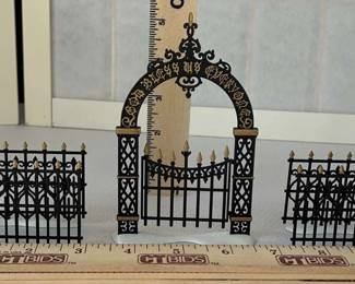 Dept 56 Victorian Wrought Iron Fence and Gate