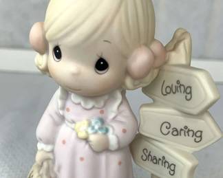 Precious Moments Loving, Caring and Sharing Along the Way 1993 Membership Symbol